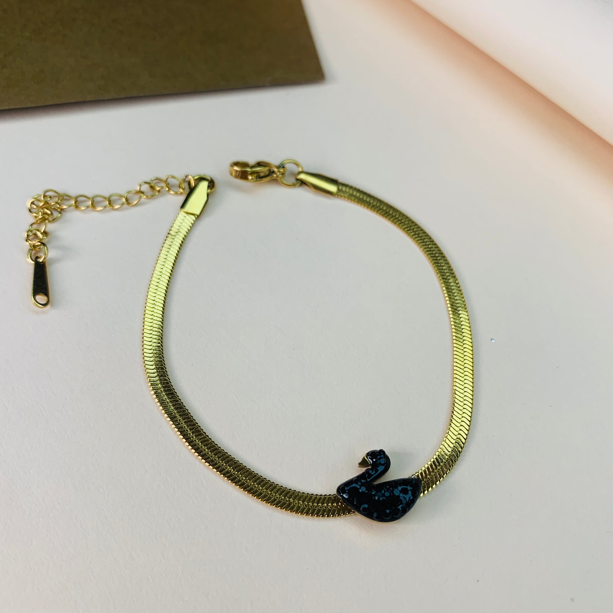 Swan Black Chain Bracelet