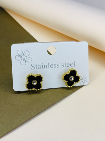 Four Leaf Clover Ear studs Black